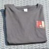 Tee-shirt noir brodé coeur – Image 4