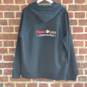 Sweat-shirt noir à capuche brodé coeur et dos